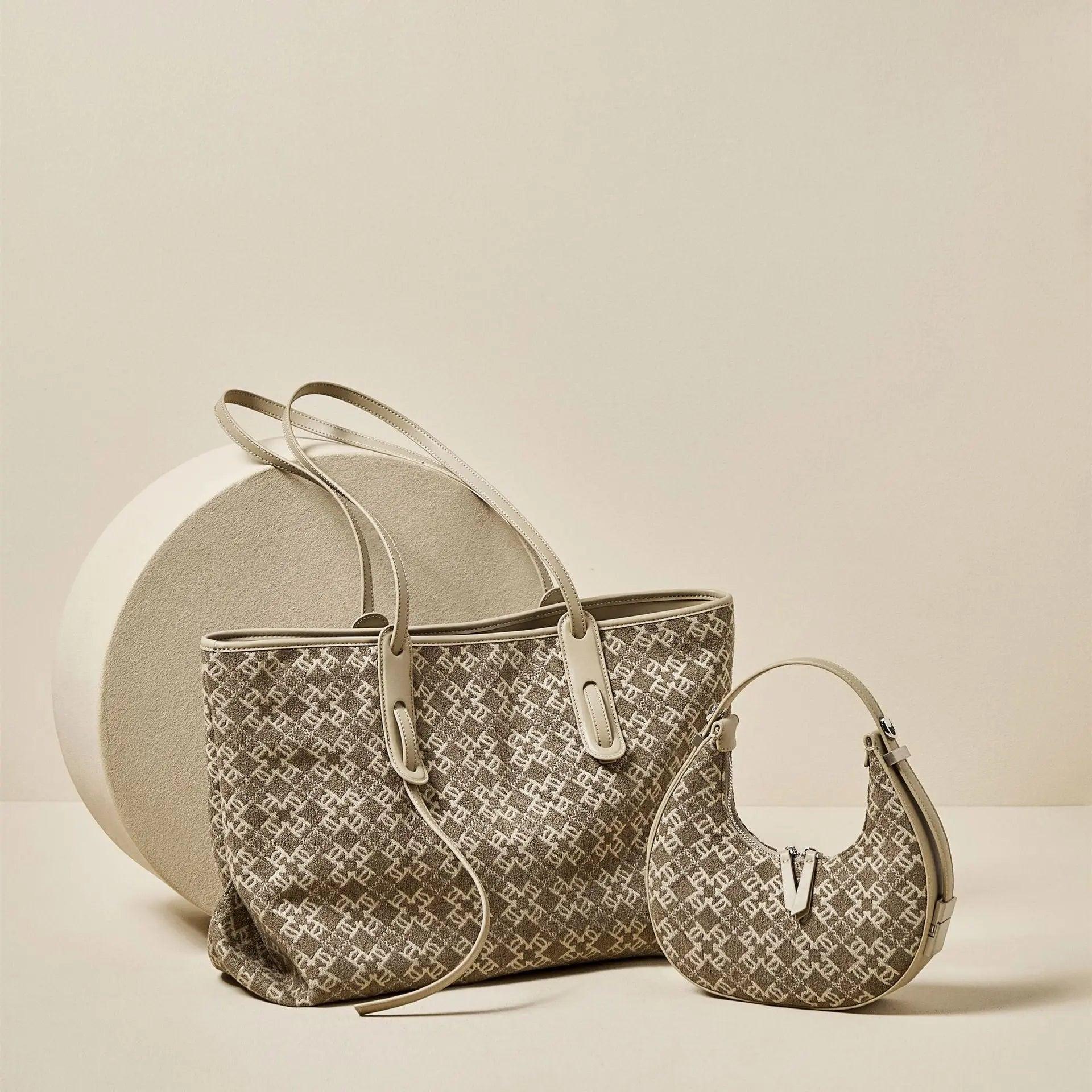 Woolen Crescent Canvas Bag - MRC STORE