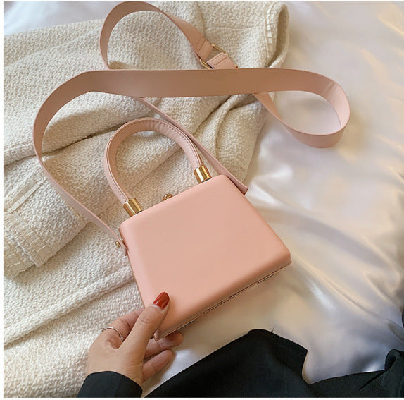 Contrast Color Artistic Ethnic Style Portable Clip Bag - Vibrant and Functional My Store  24.89