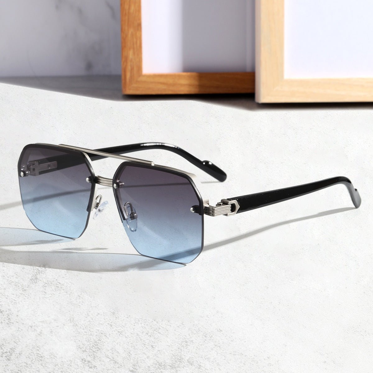 Men’s Fashion Sunglasses - Versatile Silver Gold - MRC STOREAccessoriesMy StoreMen’s Fashion Sunglasses - Versatile Silver Gold My Store 14.99MRC STORECJCF235197603CXSilver Frame Gray And Blue