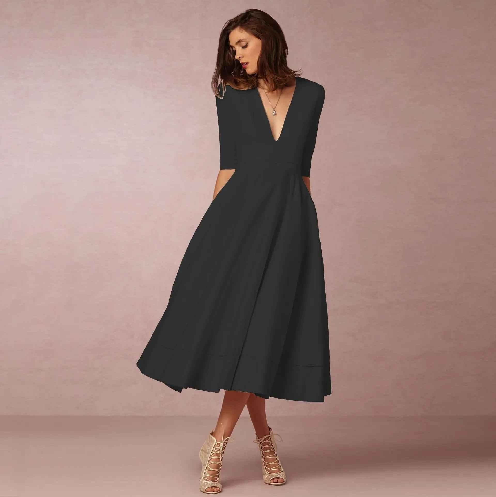 Chic V Neck Swing Dress - MRC STOREDressMy StoreChic V Neck Swing DressMRC STORECJLY209329439MNBlackL