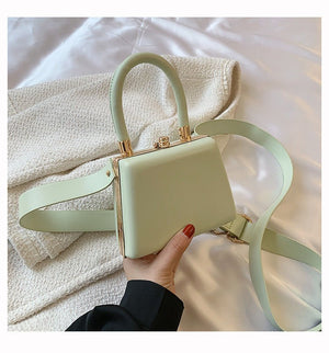 Contrast Color Artistic Ethnic Style Portable Clip Bag - MRC STOREAccessoriesMy StoreContrast Color Artistic Ethnic Style Portable Clip Bag - Vibrant and Functional My Store  24.89MRC STORECJNS229321405EVLight Green