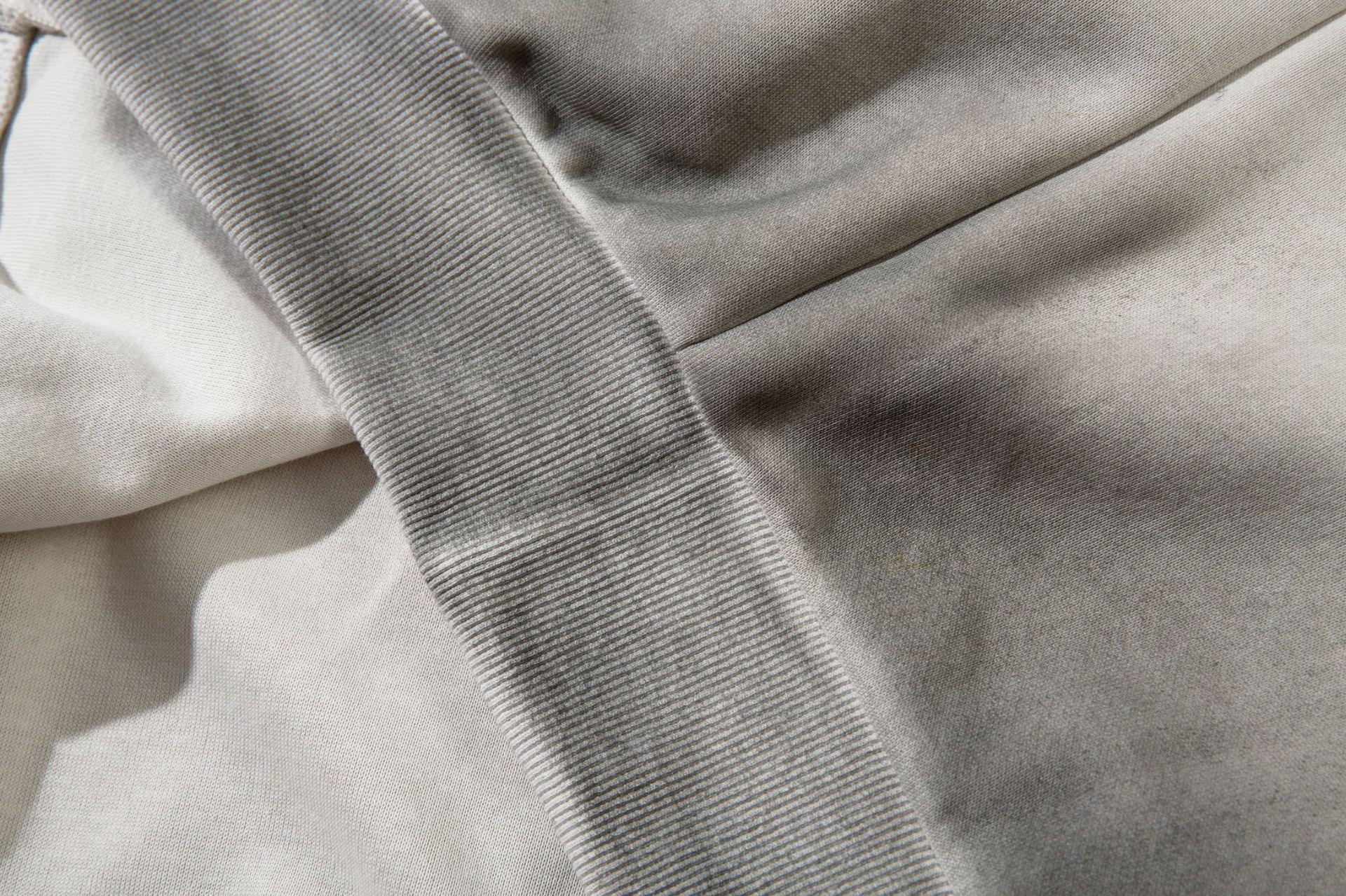 Retro Graffiti Zipper Hoodie – Trendy Fit - MRC STOREHoodieMy StoreAmerican Retro Graffiti Zipper Hoodie Cardigan – Trendy Comfort for Every Occasion - MRC STOREMRC STORECJWY217675208HSApricotL