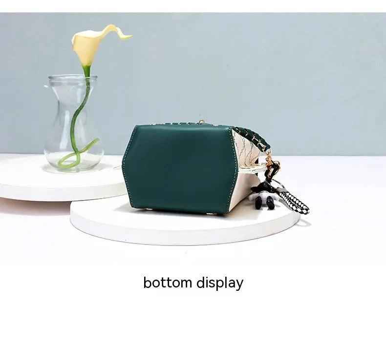 Rhombus Shoulder Bag - MRC STOREAccessoriesMy StoreRhombus Shoulder BagMRC STORECJNS199912503CXKhaki