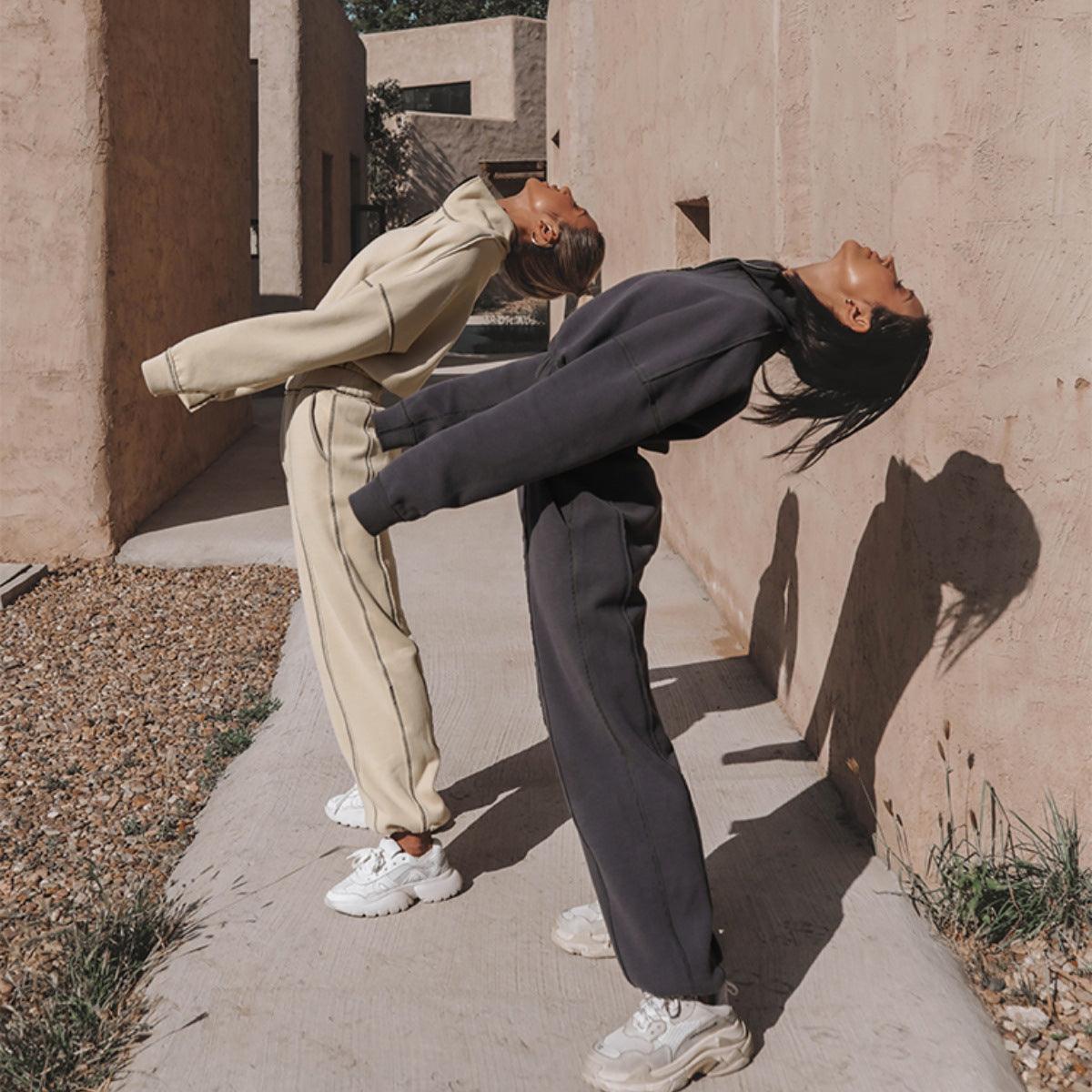 Turtleneck Zipper Sweatshirt – Loose Pants Set - MRC STORETopMy StoreLong Sleeve Turtleneck Zipper Sweatshirt with Loose Straight - Leg Pants - Stylish & Comfortable - MRC STOREMRC STORECJTZ208976907GTApricotL