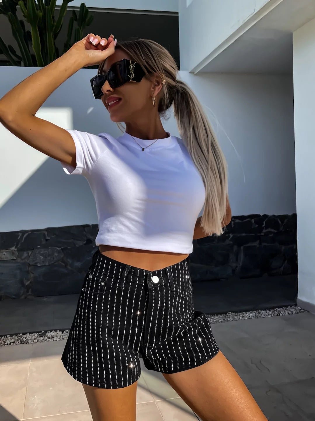 Women’s Denim Shorts - Rhinestone Straight - MRC STOREShortsMy StoreWomen’s Denim Shorts - Rhinestone Straight My Store MRC STORECJNZ235544207GTDenim BlueL